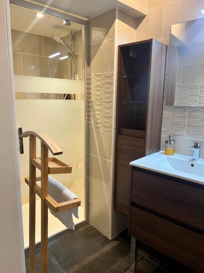 Les Suites Du Colonel Ванн Екстер'єр фото